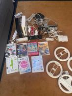 2 nintendo wii's met extra's, Spelcomputers en Games, Spelcomputers | Nintendo Wii, Ophalen, Zo goed als nieuw, Met 2 controllers
