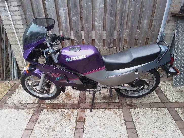 Suzuki rg80 motorfiets, Fietsen en Brommers, Brommeronderdelen | Algemeen, Gebruikt, Overige typen, Ophalen