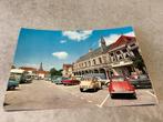 Zierikzee.     Havenplein met oude auto’s, Ophalen of Verzenden, 1960 tot 1980, Zeeland