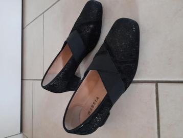 HASSIA damesschoenen mt.6 1/2 beschikbaar voor biedingen