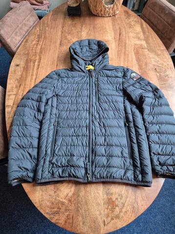 Parajumpers  beschikbaar voor biedingen