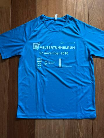 T-shirt Velsertunnel-run, blauw, met witte print, maat L beschikbaar voor biedingen