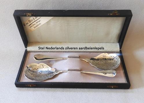 Stel Nederlands zilveren aardbeien lepels, Antiek en Kunst, Antiek | Goud en Zilver, Zilver, Ophalen of Verzenden