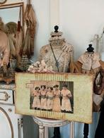 Grote oude kledingdoos., Verzenden