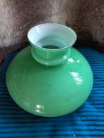 Prachtige lampenkap groen glas opaline vintage, Groen, Minder dan 25 cm, Rond, Ophalen of Verzenden