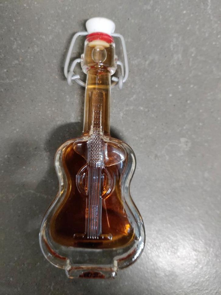 Gitaar Flesje met Likeur, Antiek en Kunst, Curiosa en Brocante, Ophalen of Verzenden