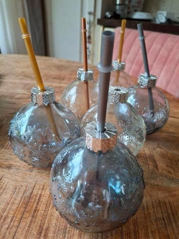 kerst limonade glazen in vorm kerstbal beschikbaar voor biedingen