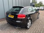Audi A3 Sportback 1.6 FSI Attraction AIRCO//ELEC.RAMEN//6BAK, 65 €/maand, Gebruikt, 116 pk, Zwart