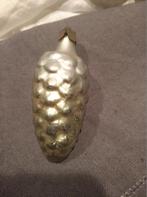 B220 oude Russische kerstbal dennenappel goud, 8 cm, Diversen, Kerst, Ophalen of Verzenden, Gebruikt