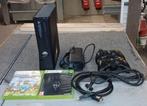Xbox 360 Zwart met 2 Controllers + Minecraft & Skyrim, Spelcomputers en Games, Avontuur en Actie, Gebruikt, Ophalen of Verzenden