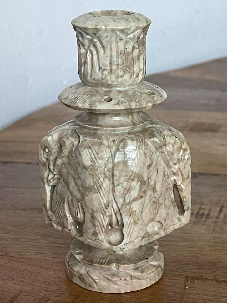 Antieke Stenen Kandelaar, Antiek en Kunst, Antiek | Kandelaars, Overige materialen, Ophalen of Verzenden