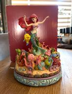 Disney traditions beeld De Kleine zeemeermin muziekdoos, Verzamelen, Disney, Ophalen of Verzenden, Pocahontas of Kl. Zeemeermin