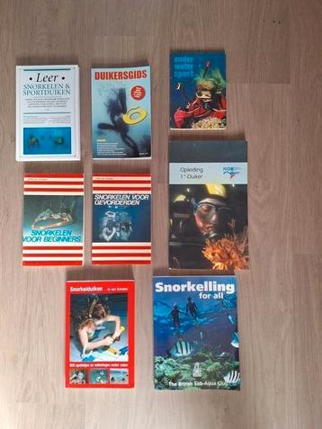 8 boeken over snorkelen en duiken beschikbaar voor biedingen