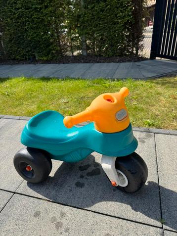 Little tikes loop wagentje beschikbaar voor biedingen