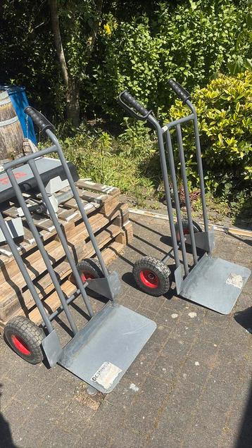 Steekwagen 250KG  staal vast lekbestendig manutan expert  beschikbaar voor biedingen