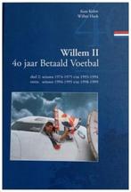 Willem 2: 40 jaar betaald voetbal., Ophalen of Verzenden, Zo goed als nieuw, Balsport