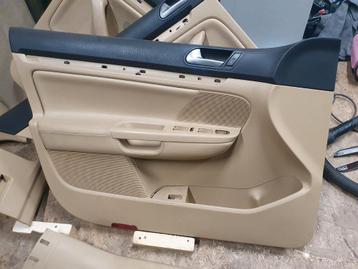 golf 5 leer deurpanelen leder R32 en gti beschikbaar voor biedingen