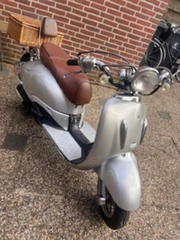 Retro Rover Scooter!  beschikbaar voor biedingen