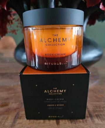 Rituals The Alchemy Body Cream Amber & Myrrh beschikbaar voor biedingen