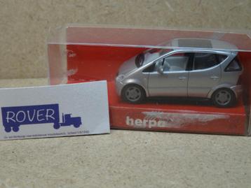 HERPA 1:87 MERCEDES A-KLASSE Met.Silver/Schuifdak Zie Foto`s beschikbaar voor biedingen