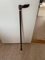 Wandelstok voor oudere heer, Ophalen