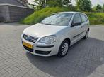 Volkswagen Polo 1.4 16V 59KW 2006 Grijs, Voorwielaandrijving, Stof, Beige, 4 cilinders