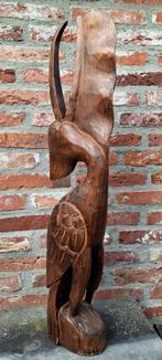 Pelikaan hout, Ophalen
