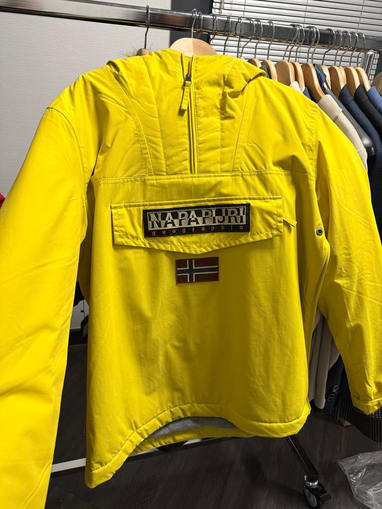 Naparijri anorak jas Geel maat L nieuw en Origineel!, Ophalen of Verzenden, Nieuw, Maat 52/54 (L), Geel