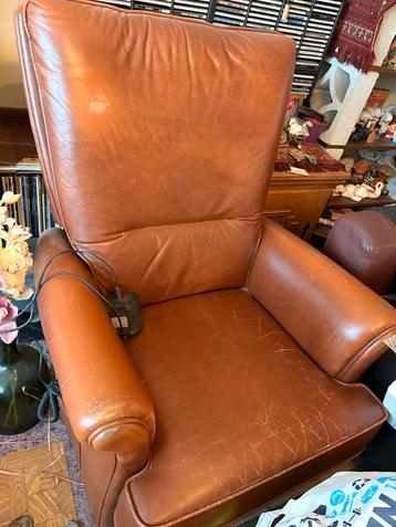 Lederen elektrische fauteuil beschikbaar voor biedingen