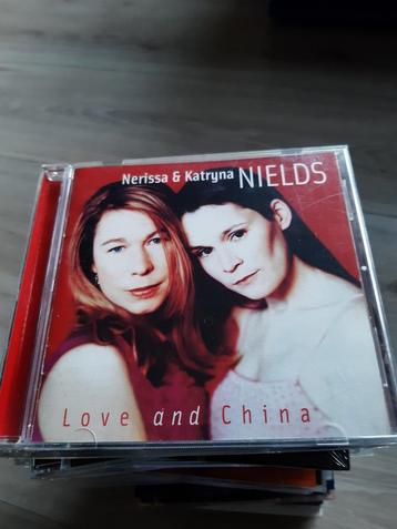 Nerissa & Katryna Nields - Love and China beschikbaar voor biedingen