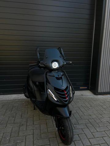 Piaggio zip beschikbaar voor biedingen