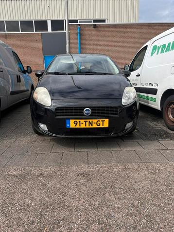 Fiat Punto 1.4 16V 5DR 2006 Zwart beschikbaar voor biedingen