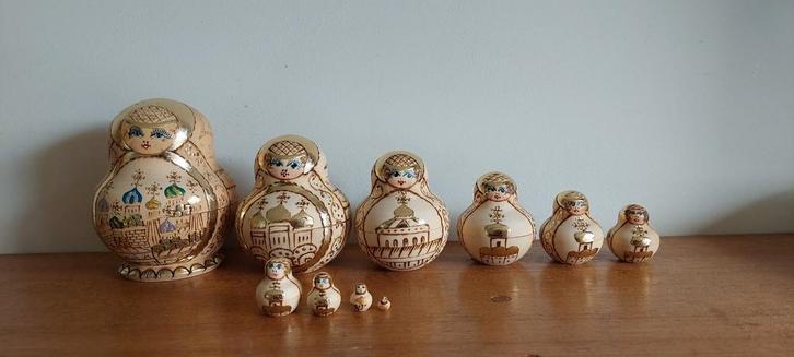 10-delige Gesigneerde Matroesjka, Antiek en Kunst, Curiosa en Brocante, Ophalen of Verzenden