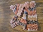 Sjaal muts en handschoenen, Ophalen, Zo goed als nieuw