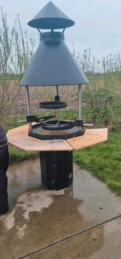 Carelia Grills - grill buiten - incl. accessoires, Tuin en Terras, Tuinhaarden, Gebruikt, Ophalen