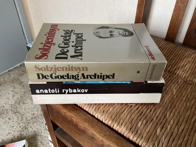 3 boeken van Russische schrijvers., Ophalen of Verzenden, Gelezen, 3 verschillende, Europa overig