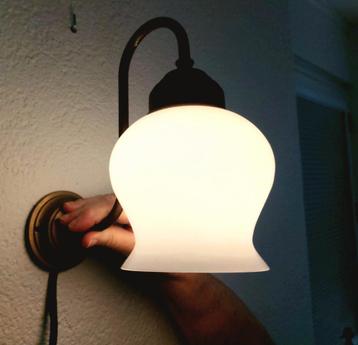 Nostalgisch wandschemerlampje - Brocante beschikbaar voor biedingen