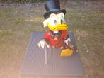 Dagobert Duck met geldkoffer origineel, Ophalen of Verzenden, Donald Duck, Gebruikt, Beeldje of Figuurtje