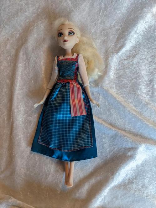 z.g.a.n. Elsa in blauwe jurk, Frozen Disney Hasbro, Barbie,, Kinderen en Baby's, Speelgoed | Poppen, Zo goed als nieuw, Barbie