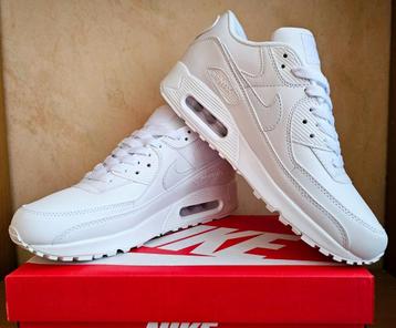 Nike air max 90 Wit maten 40 42 45 46 47  beschikbaar voor biedingen