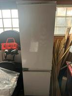 Inbouw koel vries combi, Witgoed en Apparatuur, Koelkasten en IJskasten, Gebruikt, 200 liter of meer, Met aparte vriezer, 45 tot 60 cm