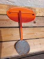 Vintage emaille hangrek en bestek, Ophalen