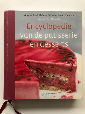 Encyclopedie van de patisserie en desserts beschikbaar voor biedingen
