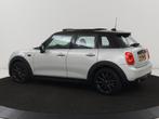 Mini Cooper 1.5 Chili Serious Business | Panoramadak | Navig, Auto's, 136 pk, Gebruikt, Leder en Stof, Wit