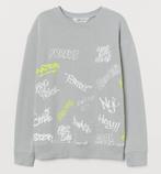 H&M lichtgrijse sweater trui graffity print Forevs 158-164, Nieuw, Jongen, Trui of Vest, Ophalen of Verzenden