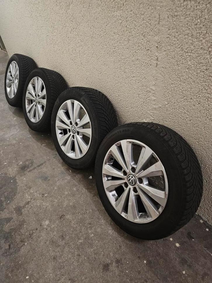 VW Golf 7 Variant Velgen met Winterbanden, Auto-onderdelen, Banden en Velgen, Banden en Velgen, Winterbanden, 16 inch, 205 mm
