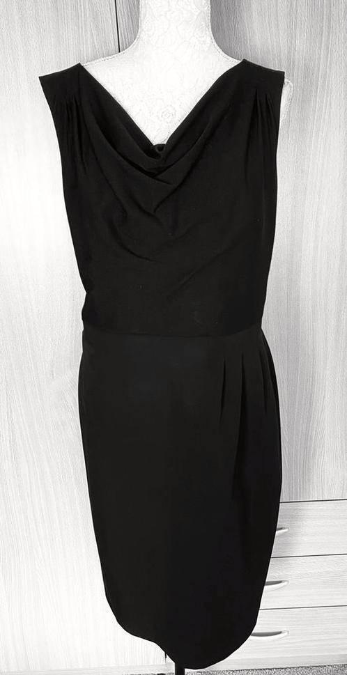 Purdey zwarte jurk maat 44 [DM], Kleding | Dames, Jurken, Zo goed als nieuw, Maat 42/44 (L), Zwart, Onder de knie, Ophalen of Verzenden