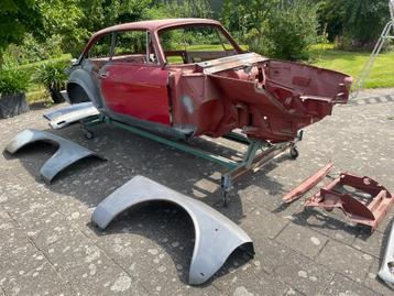 Alfa Romeo 2000 GTV ‘73 restauratie NOS plaatwerk beschikbaar voor biedingen