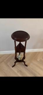 Pilaar met boeket, Ophalen