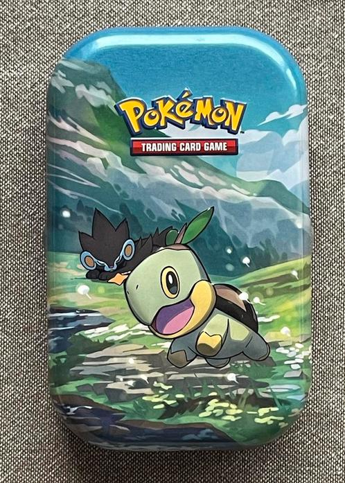 Pokémon 2022 | Sinnoh Stars | Empty Mini Tin | Turtwig, Hobby en Vrije tijd, Verzamelkaartspellen | Pokémon, Zo goed als nieuw